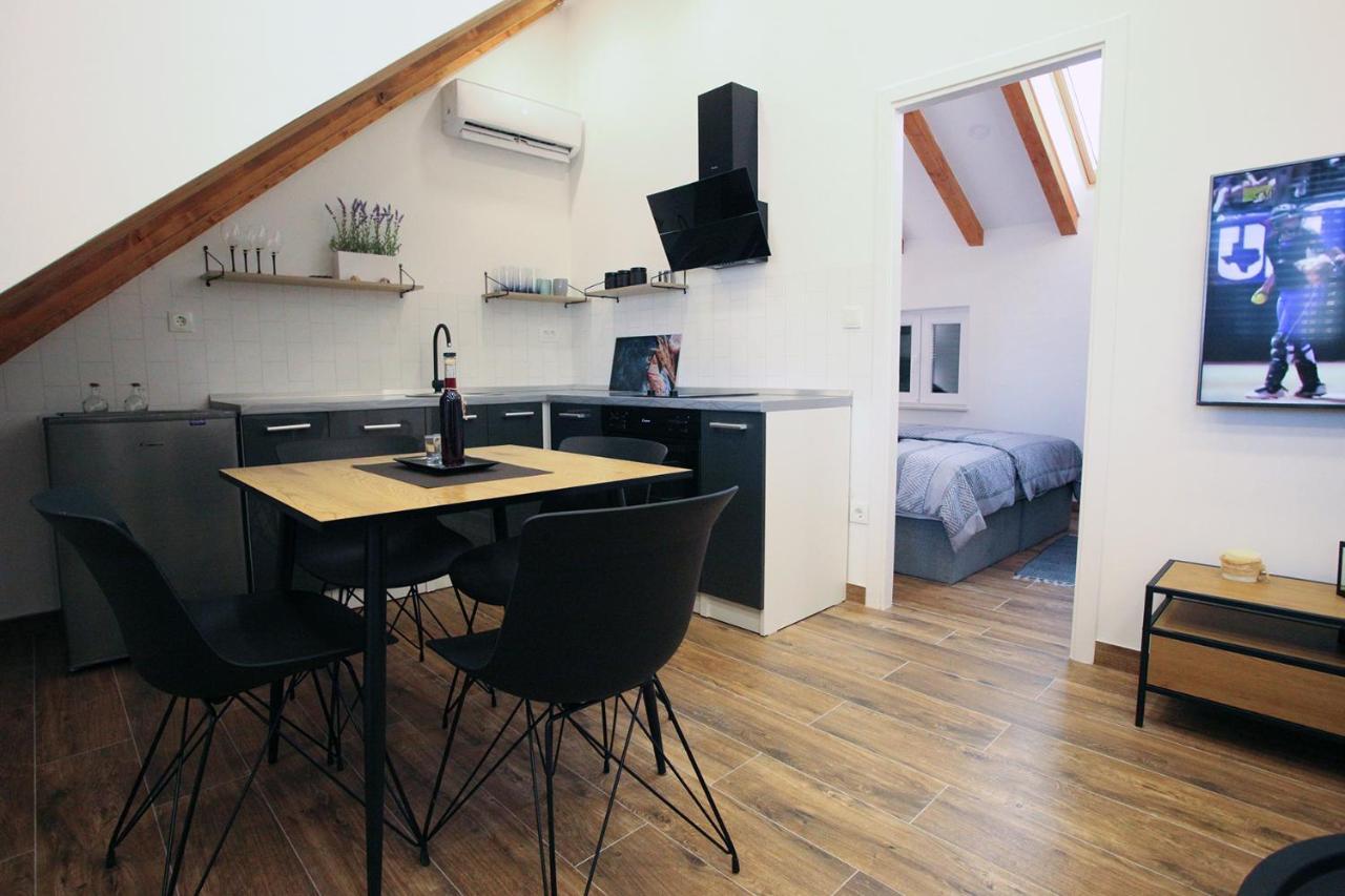 New Split Central Apartments Jakov & Niko Экстерьер фото